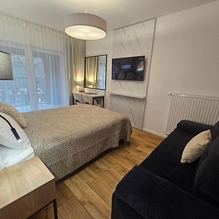 City Sense New Apartments - Main Station And City Center Wrocław Exterior foto