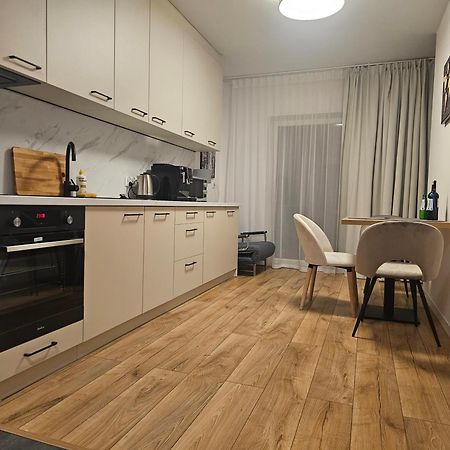 City Sense New Apartments - Main Station And City Center Wrocław Exterior foto