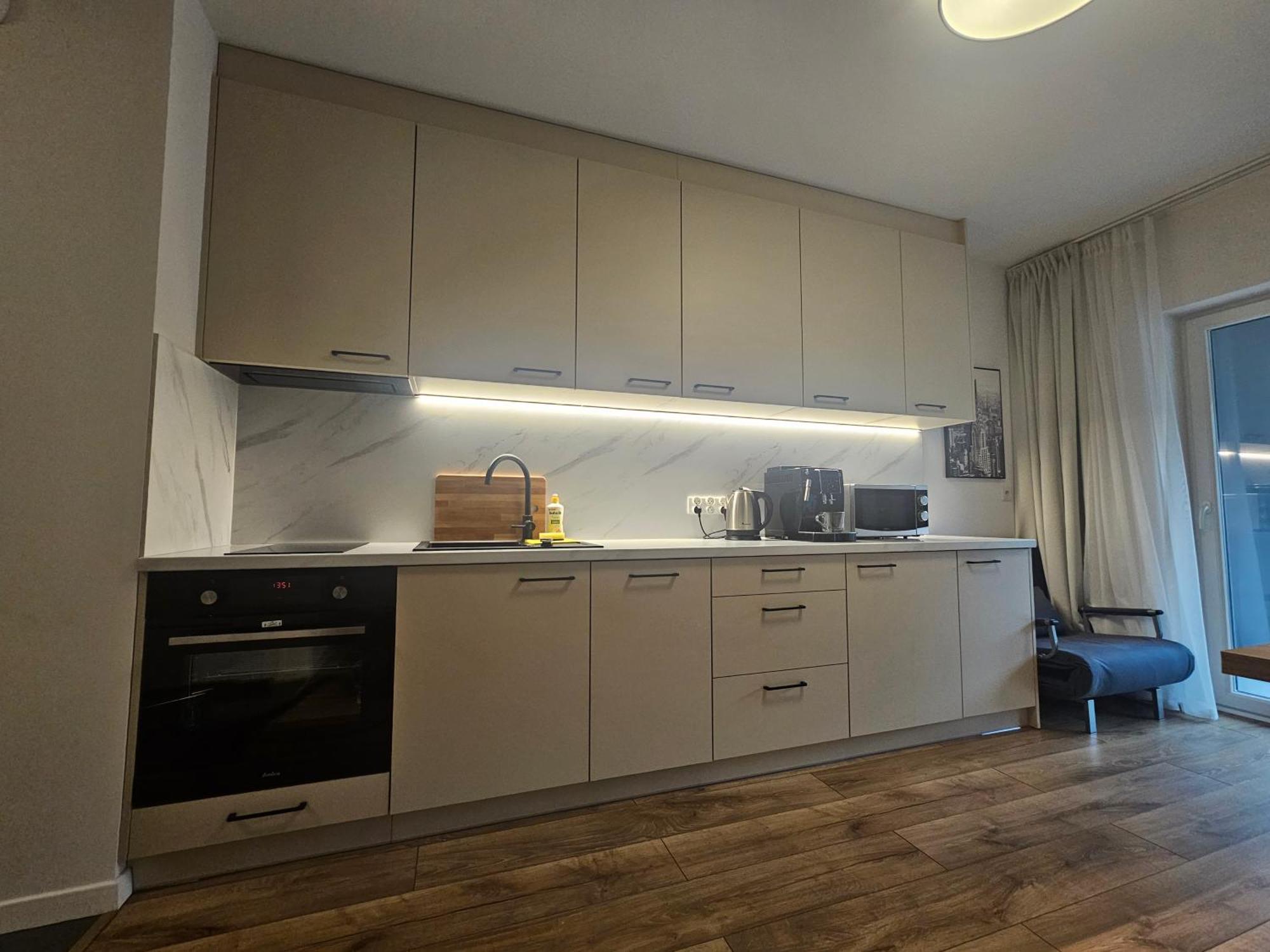 City Sense New Apartments - Main Station And City Center Wrocław Exterior foto